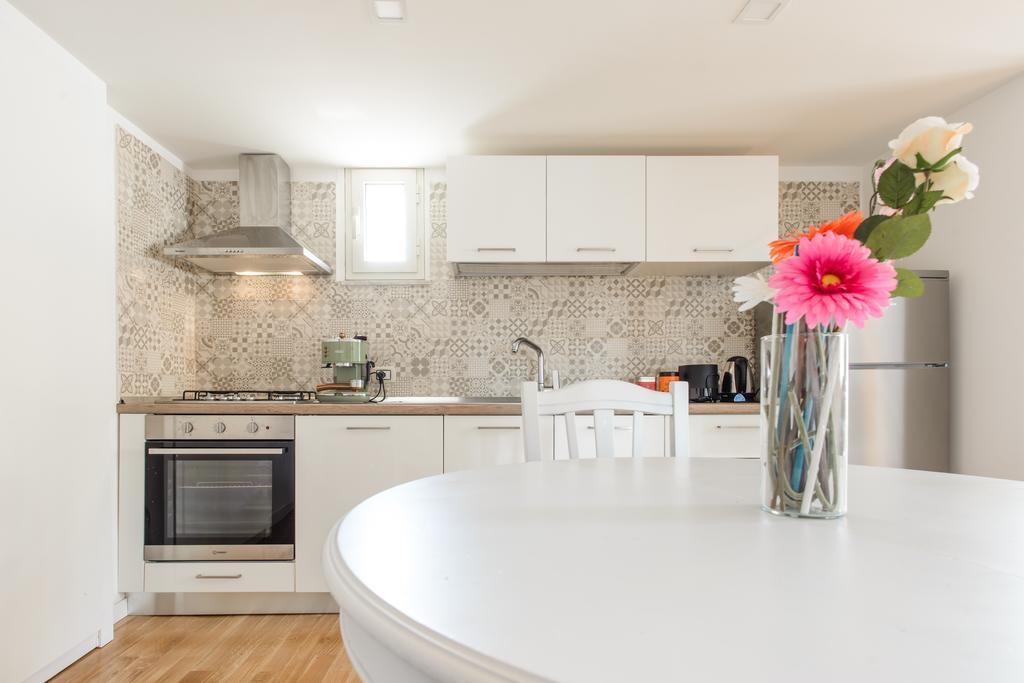 Stay In Naples Flats المظهر الخارجي الصورة